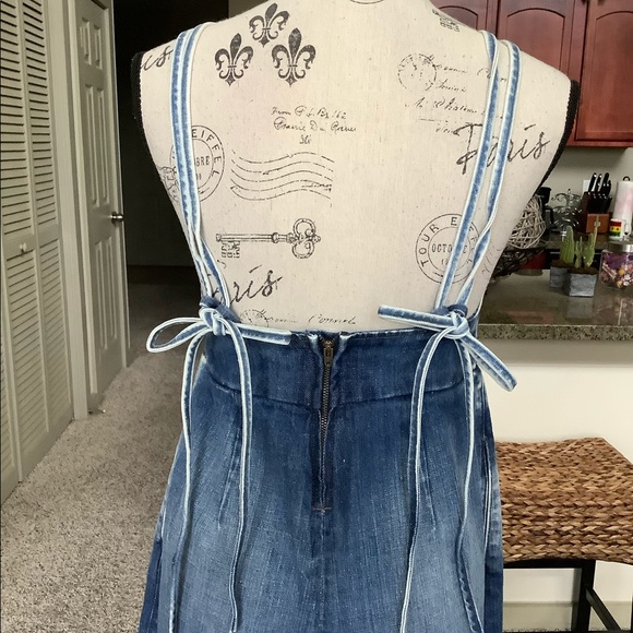 💙 Denim Jumpsuit 💙 - Picture 5 of 12